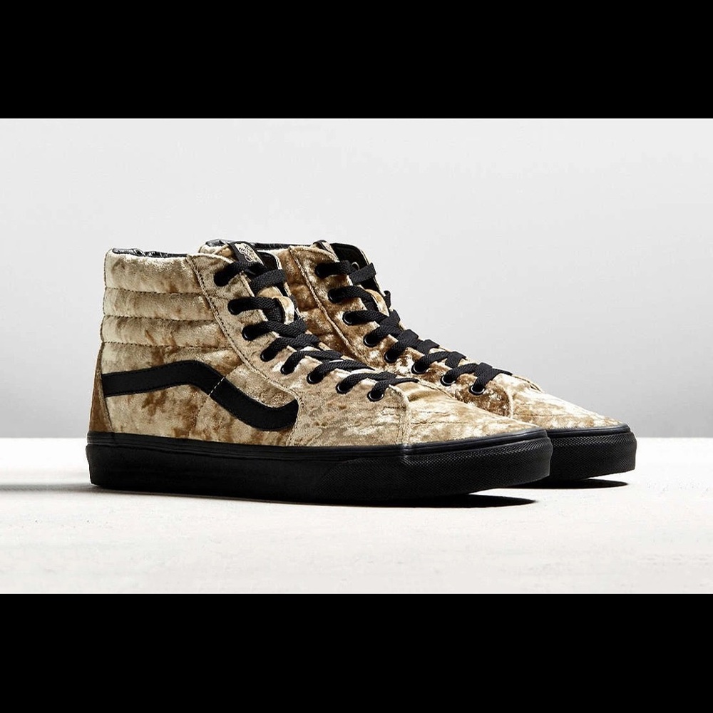 Vans old skool gold velvet shoes size 9 womens